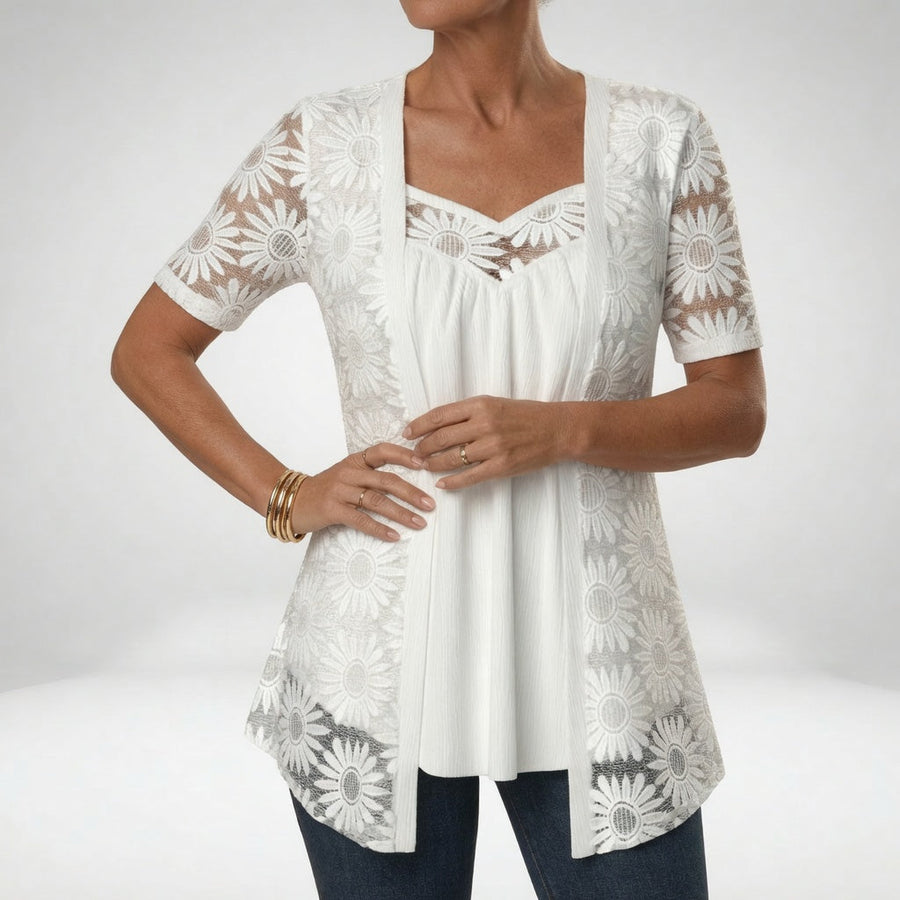 Prudence™ | Weiße Bluse mit Spitze und kurzen Ärmeln