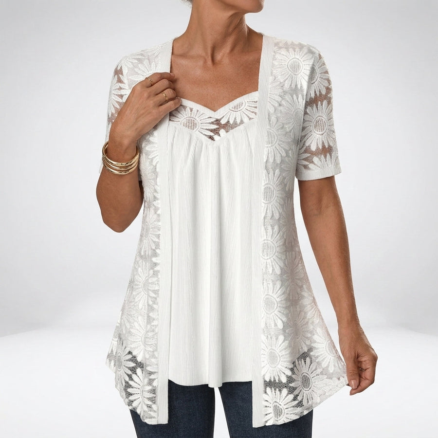 Prudence™ | Weiße Bluse mit Spitze und kurzen Ärmeln