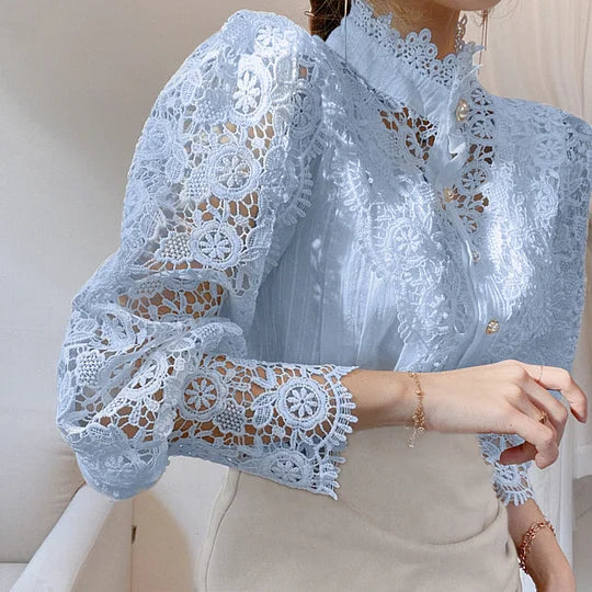 Tove | Langärmlige Bluse mit Spitze und Details