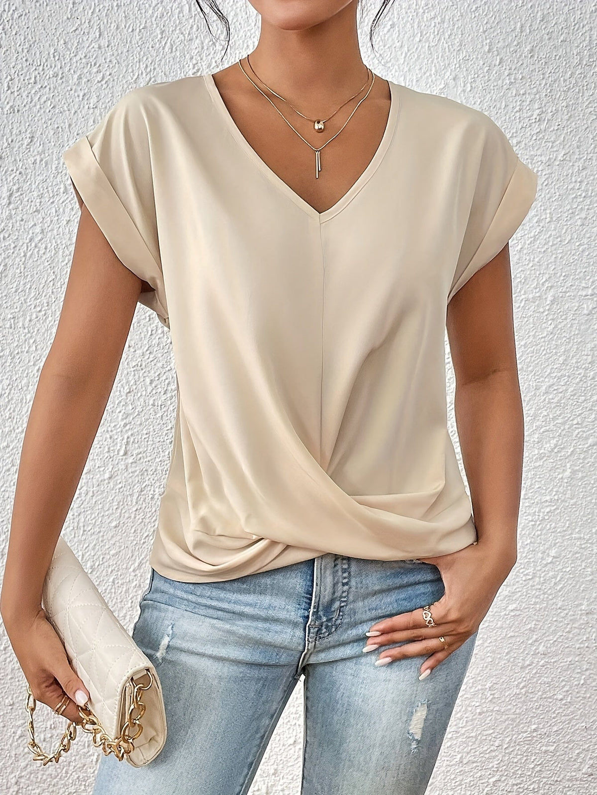 Liv | Lässiges T-Shirt mit Herz-Ausschnitt