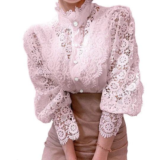 Tove | Langärmlige Bluse mit Spitze und Details