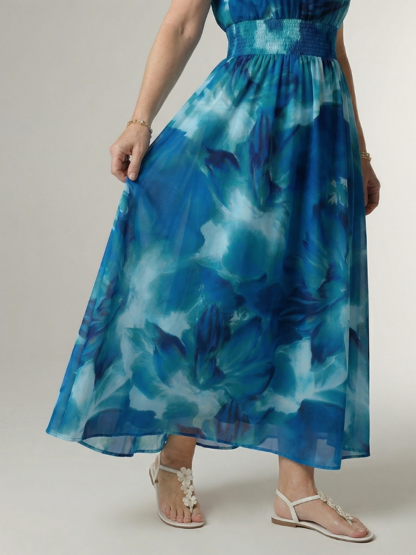 Sylin | Midi-Kleid mit gerafftem Halterneck