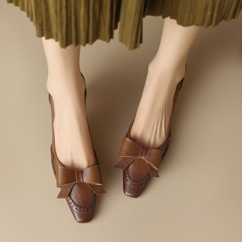 Célora Lederpumps mit Schleife