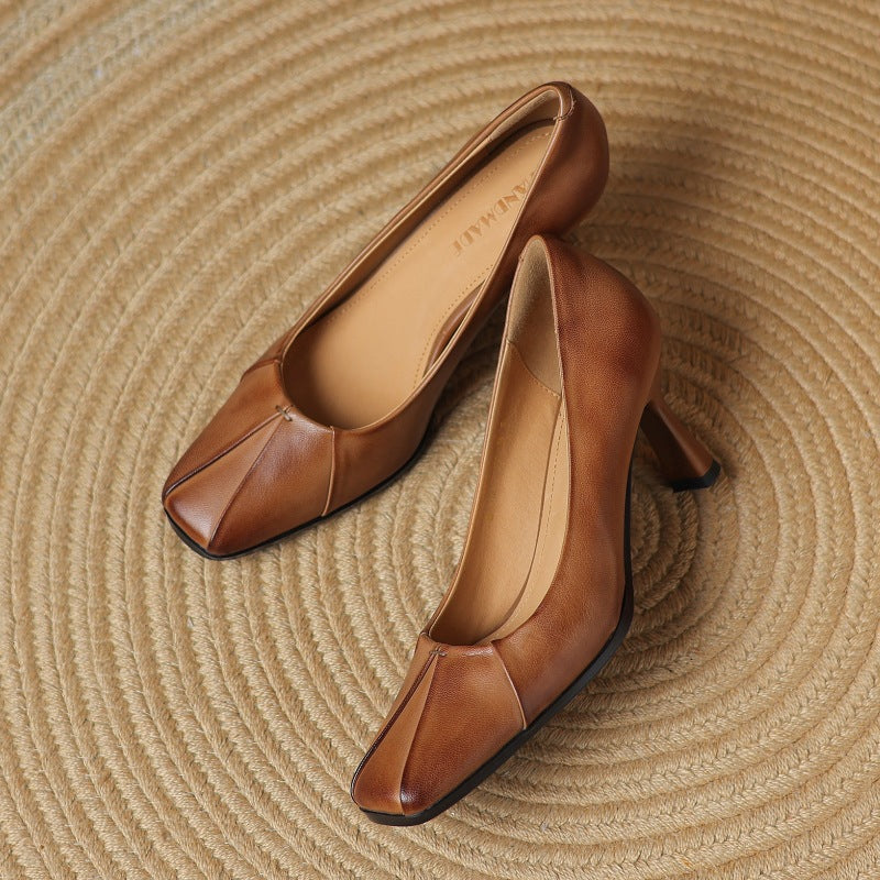 Marisol Pumps mit quadrater Spitze aus Leder
