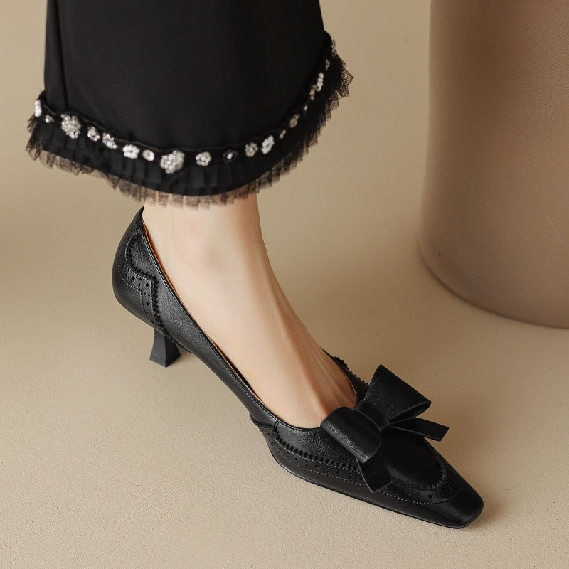 Célora Lederpumps mit Schleife