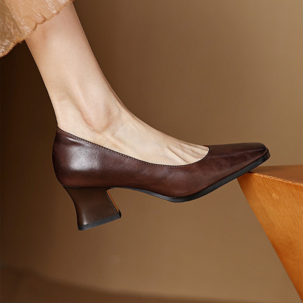 Quadratische Lederstiefeletten Oriel