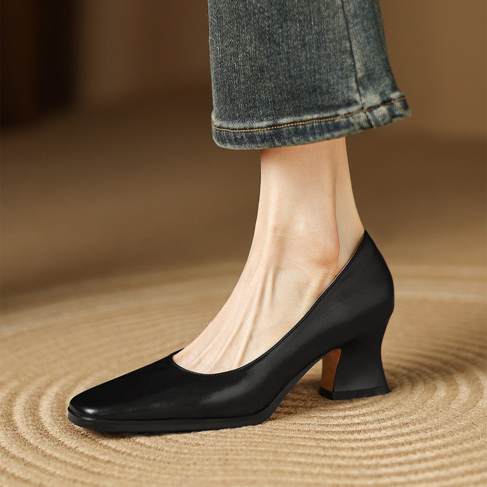 Quadratische Lederstiefeletten Oriel