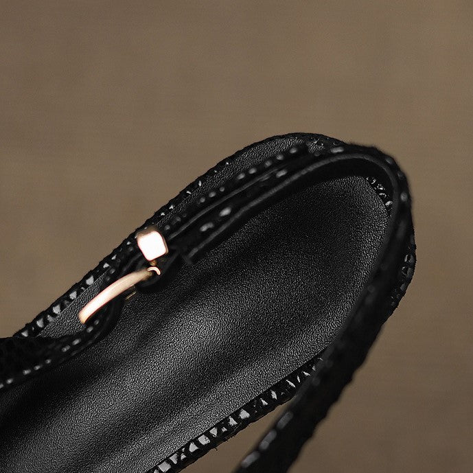 Céliane Spitzer Slingback aus Leder