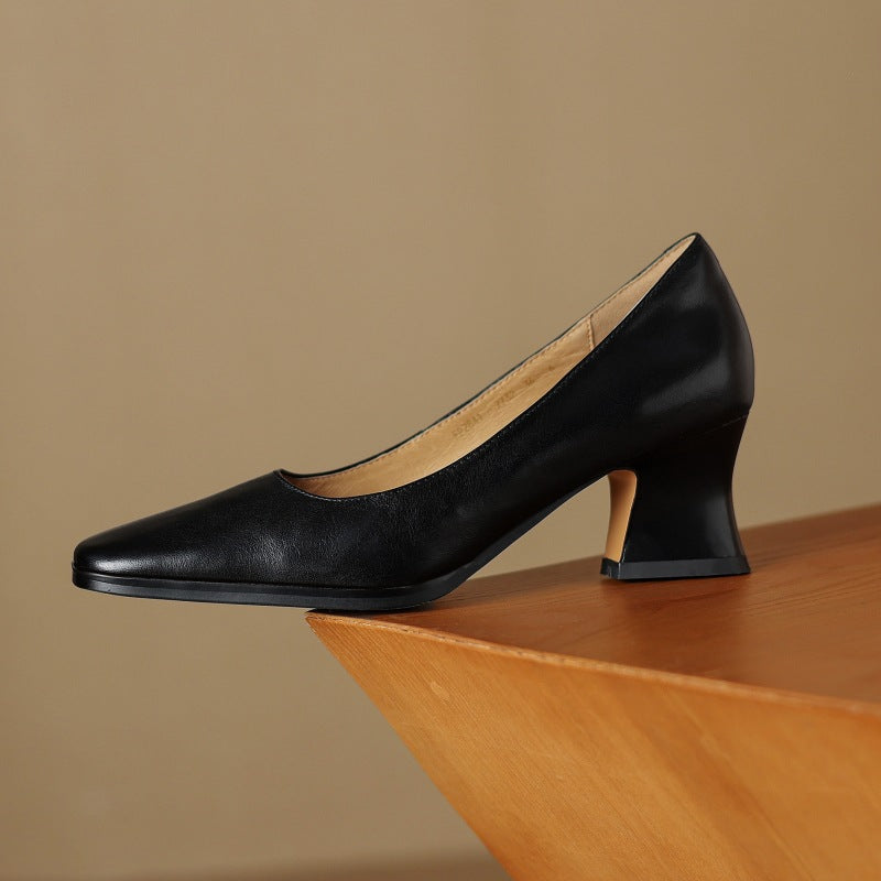 Quadratische Lederstiefeletten Oriel