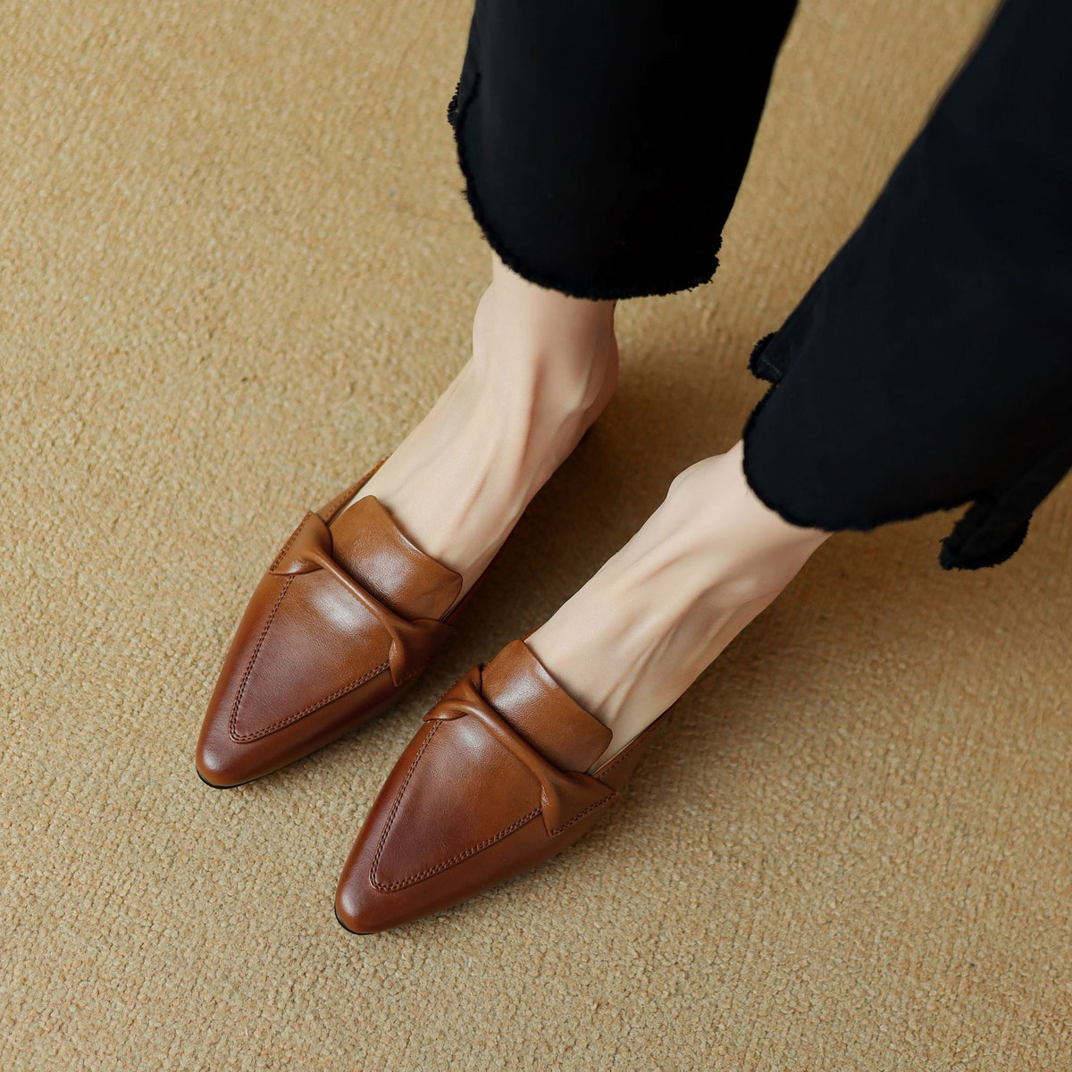Spitze Leder-Mules Marloe
