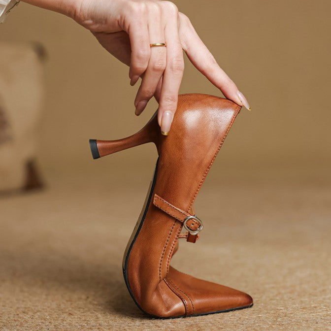 Aveline Leder Pumps mit T-Riemen