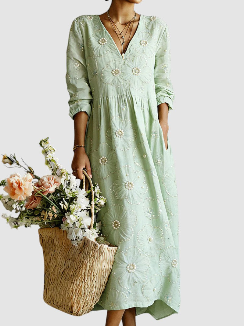 Clémence | Lange, bestickte Kleid mit floralen Motiven