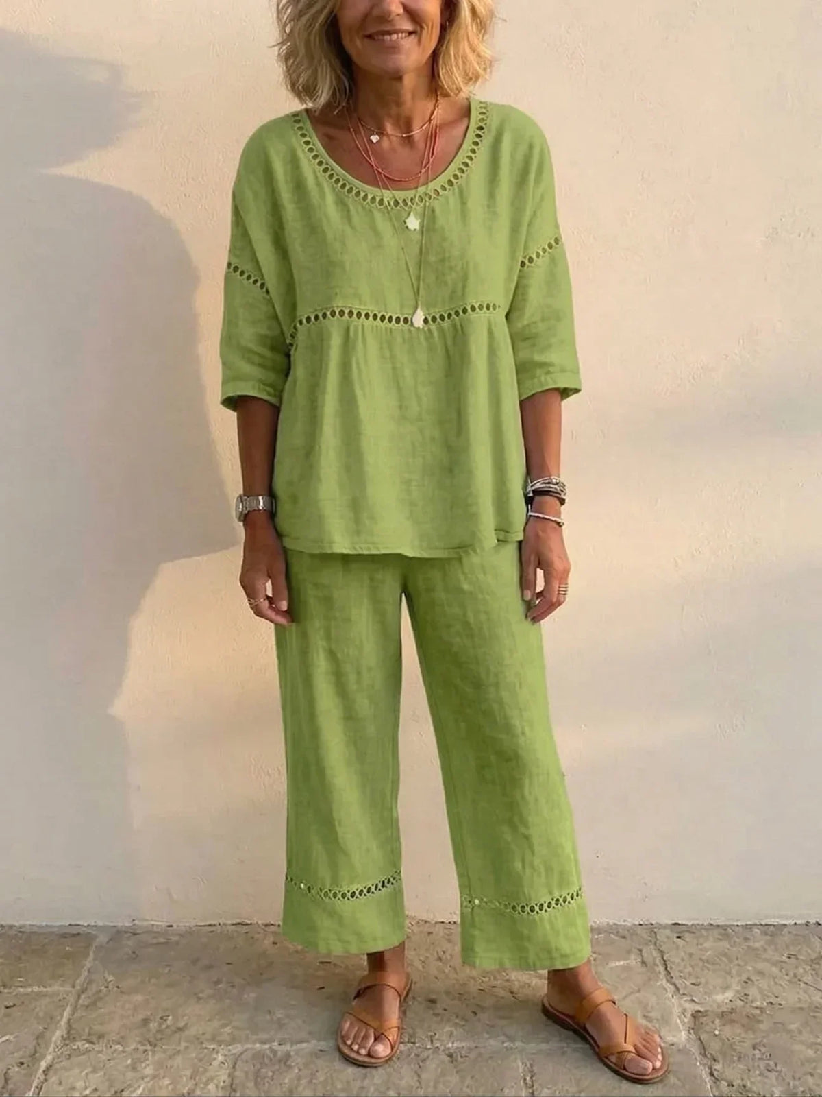 Marielle | Zweiteiliges Set aus weichem Leinen mit Spitzen-Details