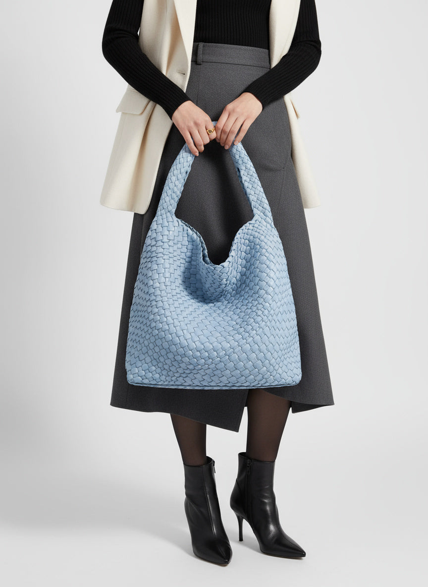 Elegante Geflochtene Hobo-Tasche