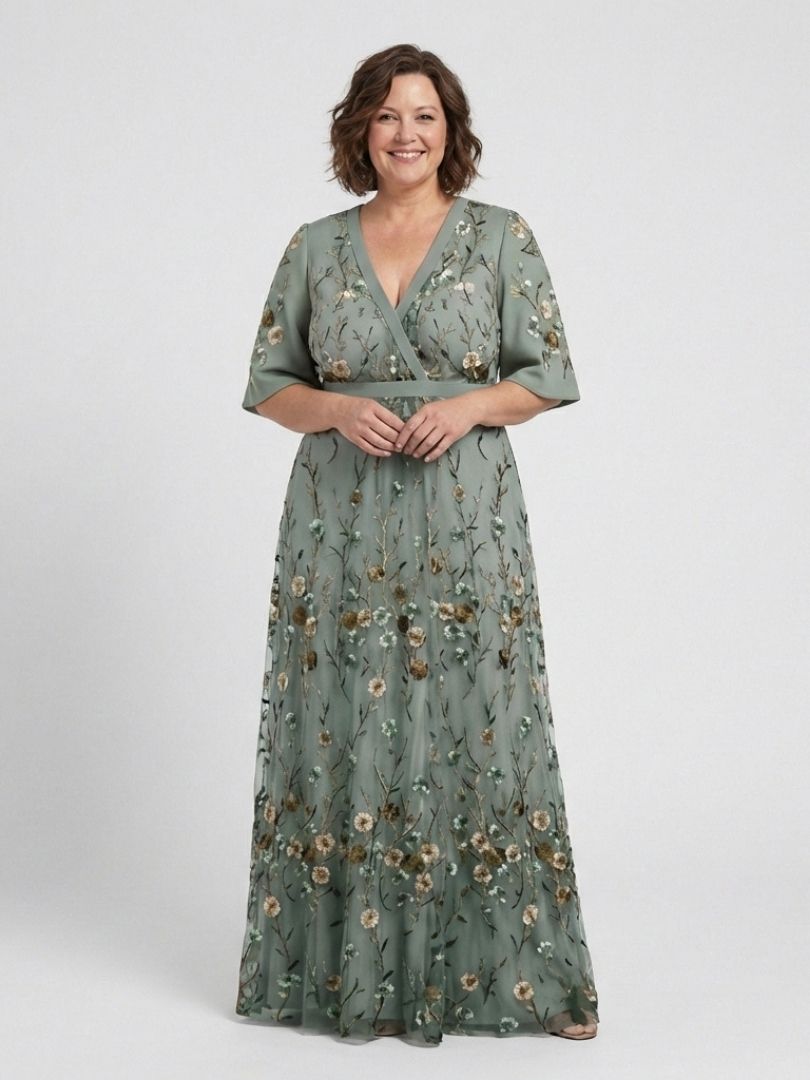 Evadne | Maxikleid mit kurzen Ärmeln und floralem V-Ausschnitt
